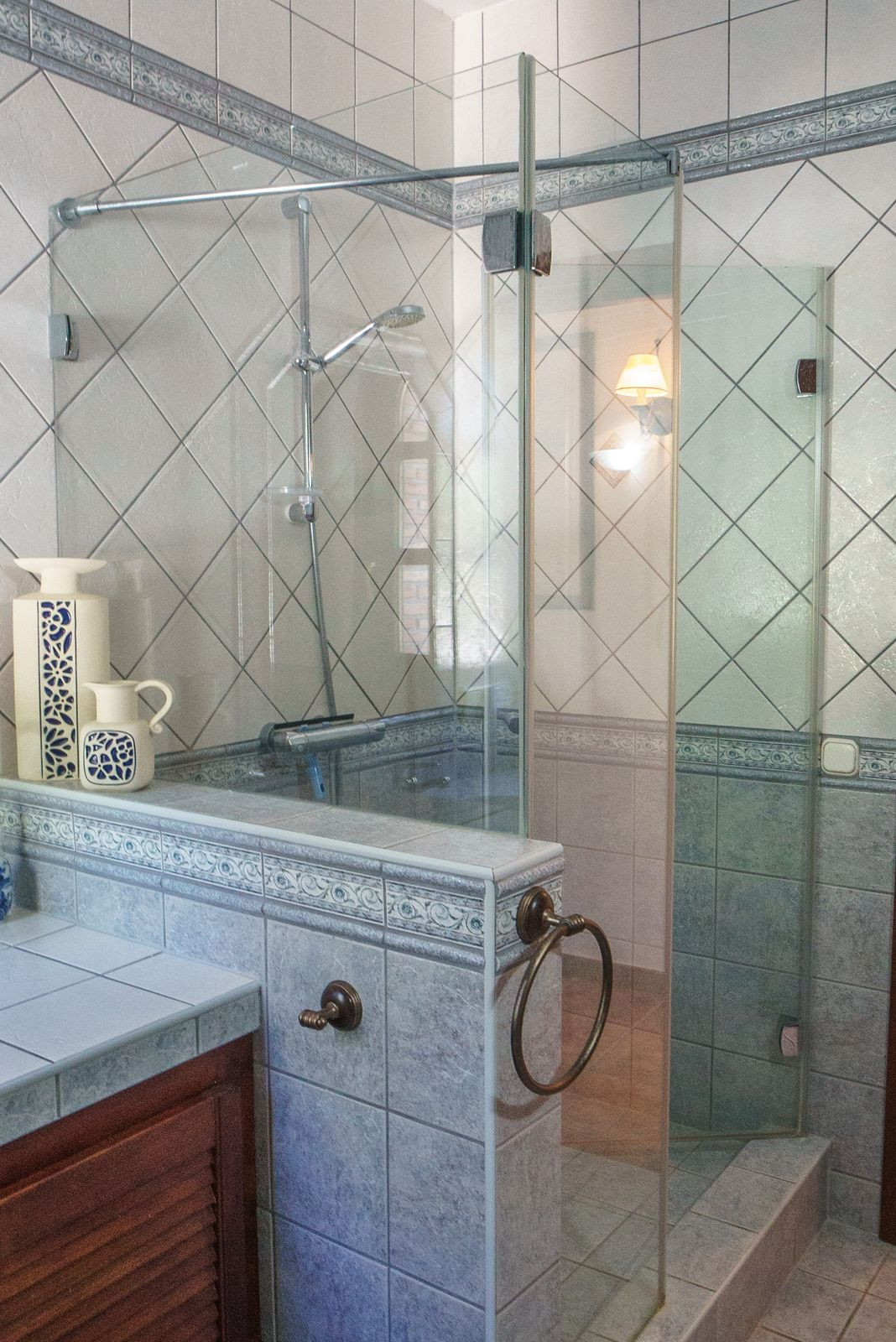 Property main view 44