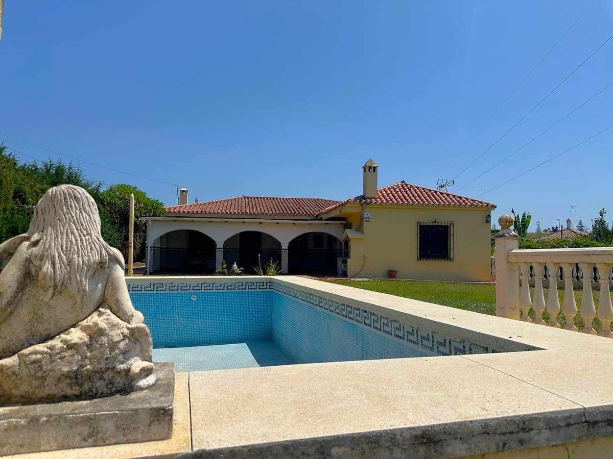 Finca - Cortijo te koop in Estepona | 4 slaapkamers H4918561