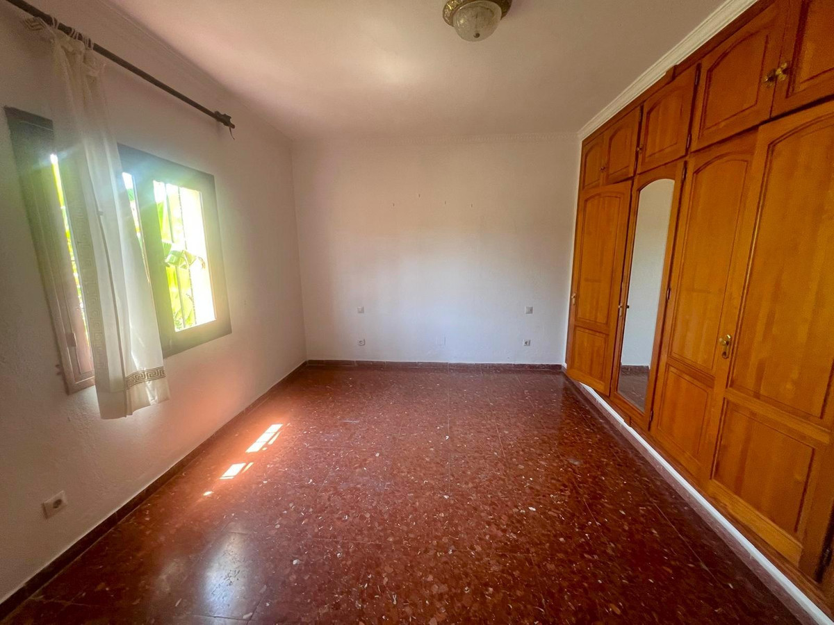 Finca - Cortijo te koop in Estepona | 4 slaapkamers H4918561