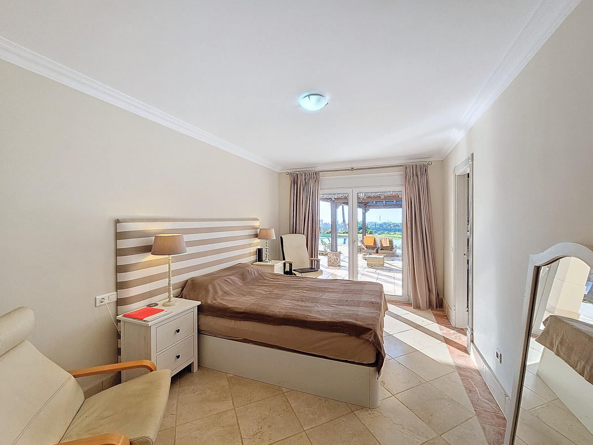 Huis te koop in Estepona | 4 slaapkamers H4929202