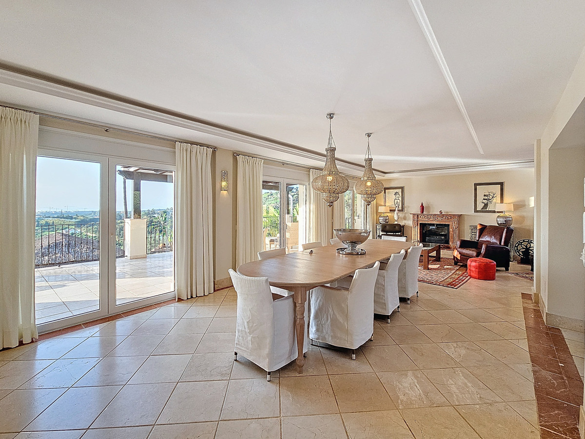 Huis te koop in Estepona | 4 slaapkamers H4929202
