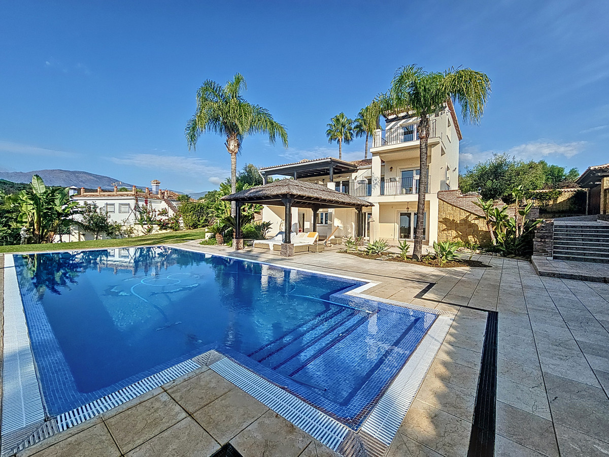 Huis te koop in Estepona | 4 slaapkamers H4929202