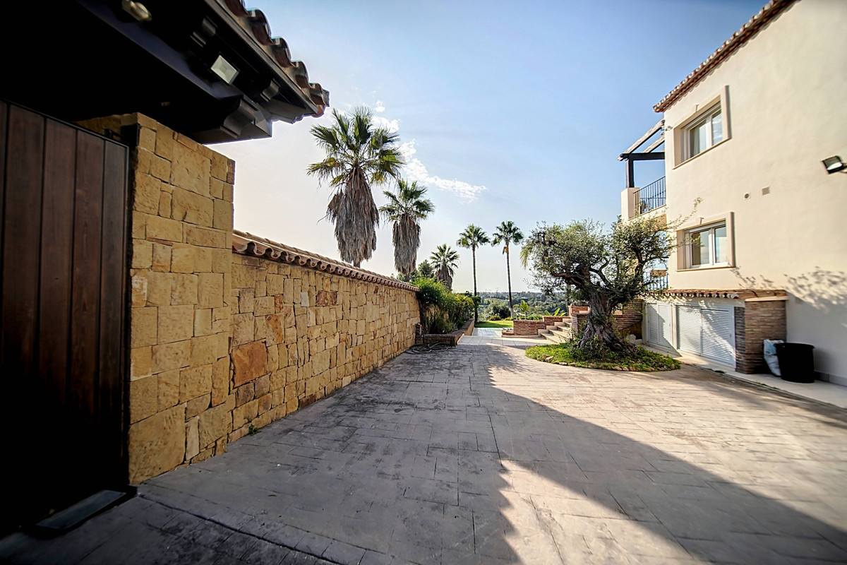 Huis te koop in Estepona | 4 slaapkamers H4929202