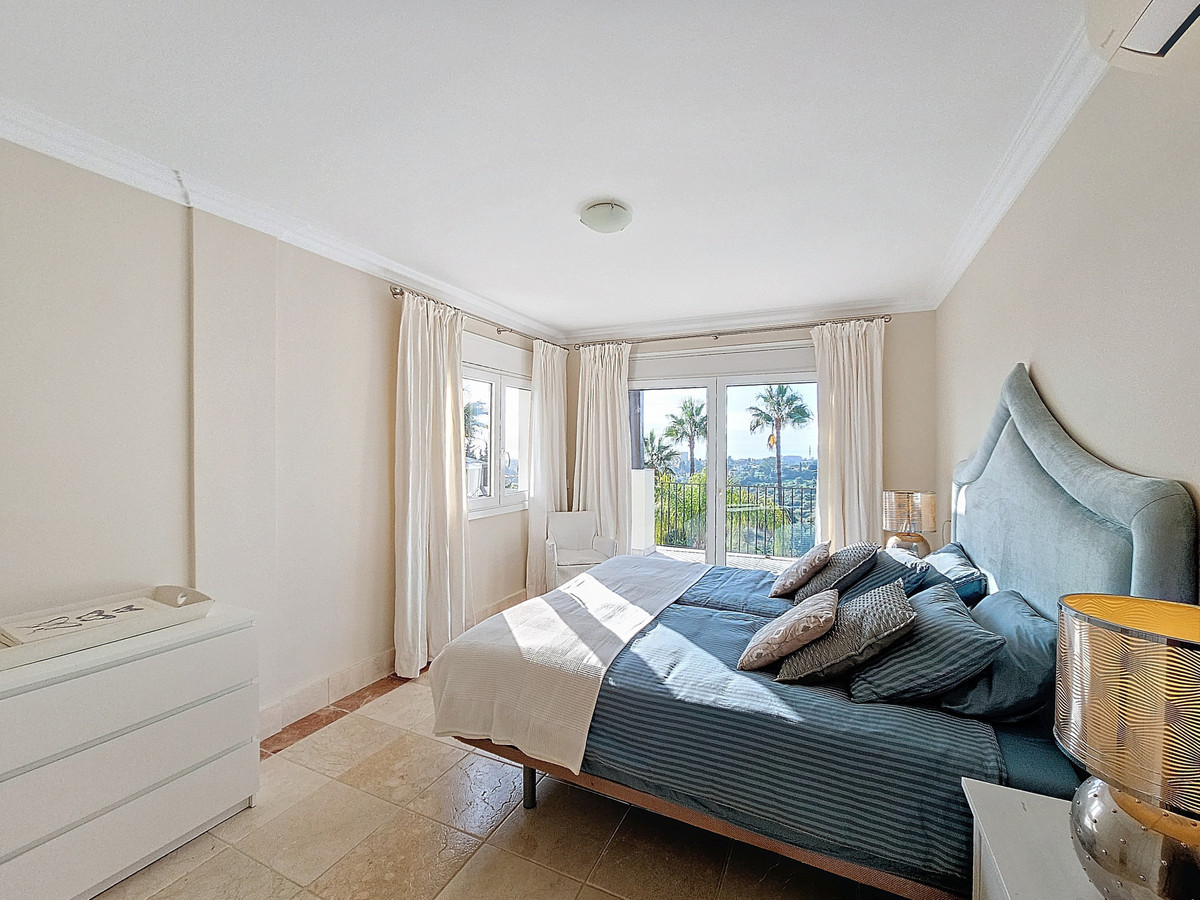 Huis te koop in Estepona | 4 slaapkamers H4929202