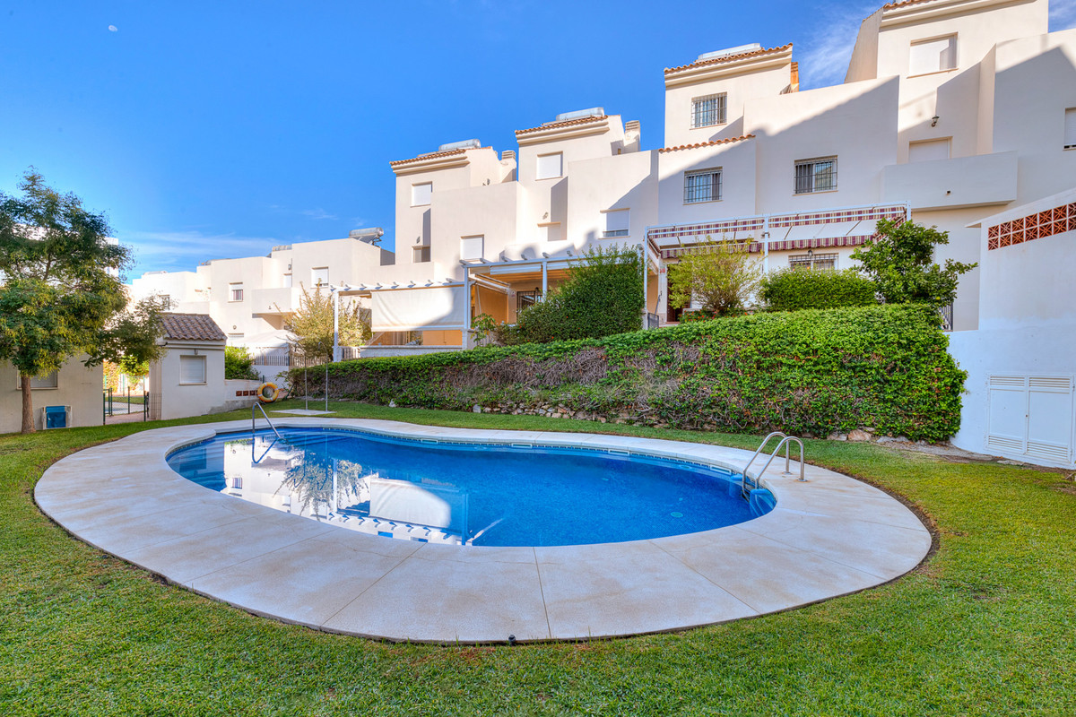 Huis te koop in Estepona | 4 slaapkamers H4940854