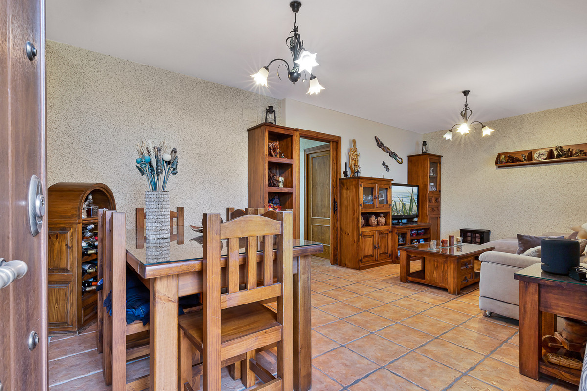 Huis te koop in Estepona | 4 slaapkamers H4940854