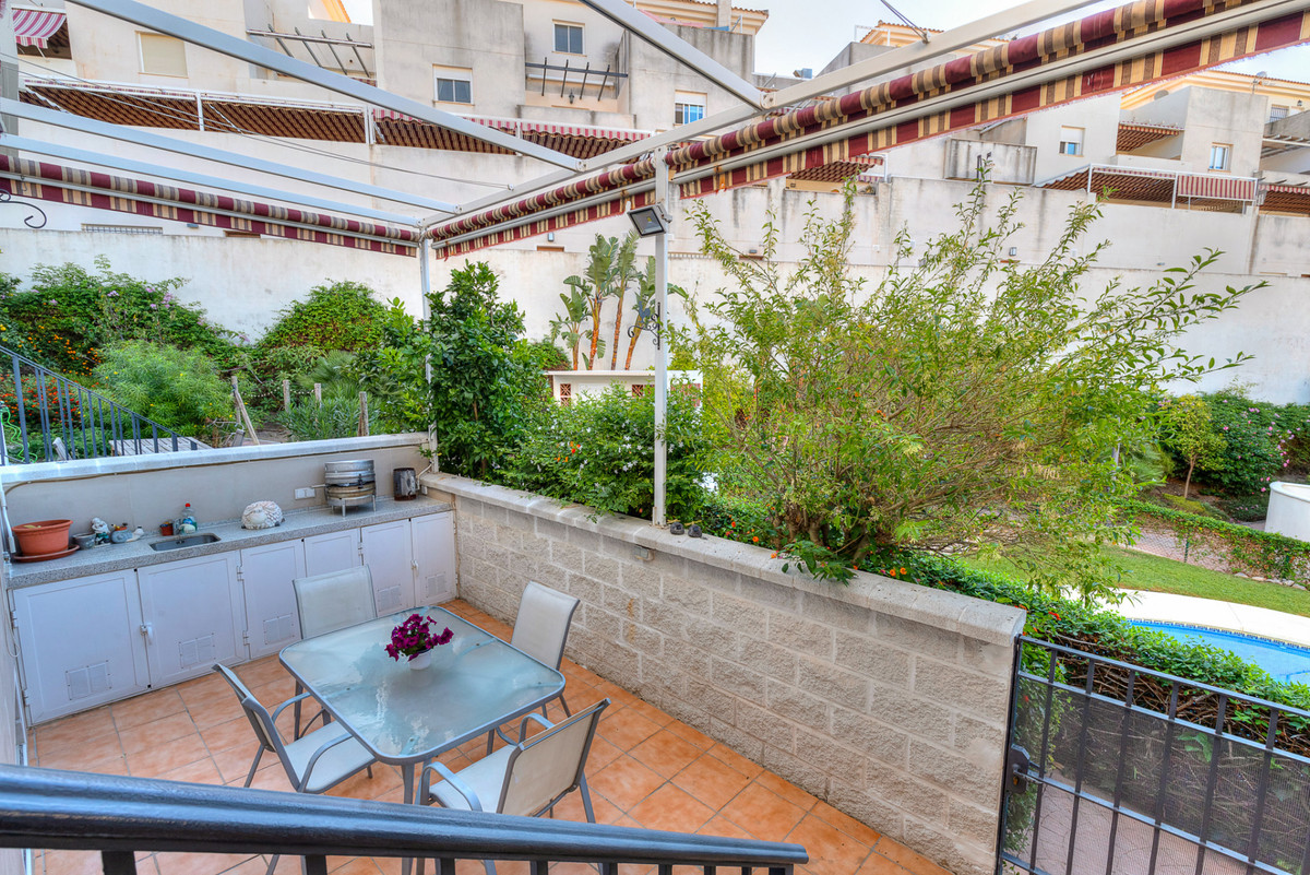 Huis te koop in Estepona | 4 slaapkamers H4940854
