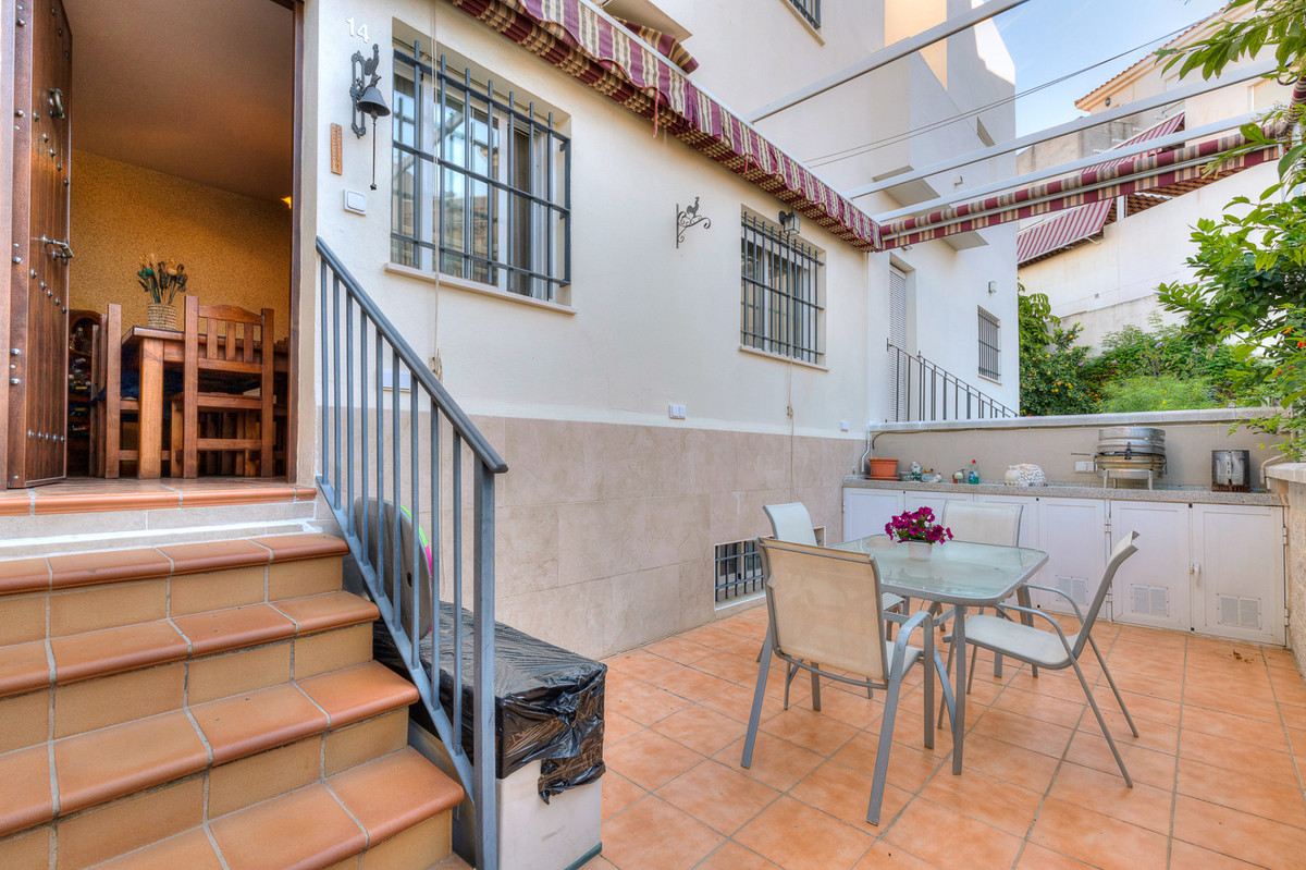 Huis te koop in Estepona | 4 slaapkamers H4940854