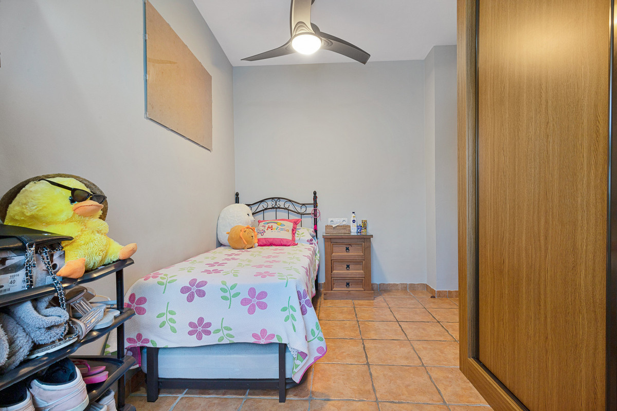 Huis te koop in Estepona | 4 slaapkamers H4940854