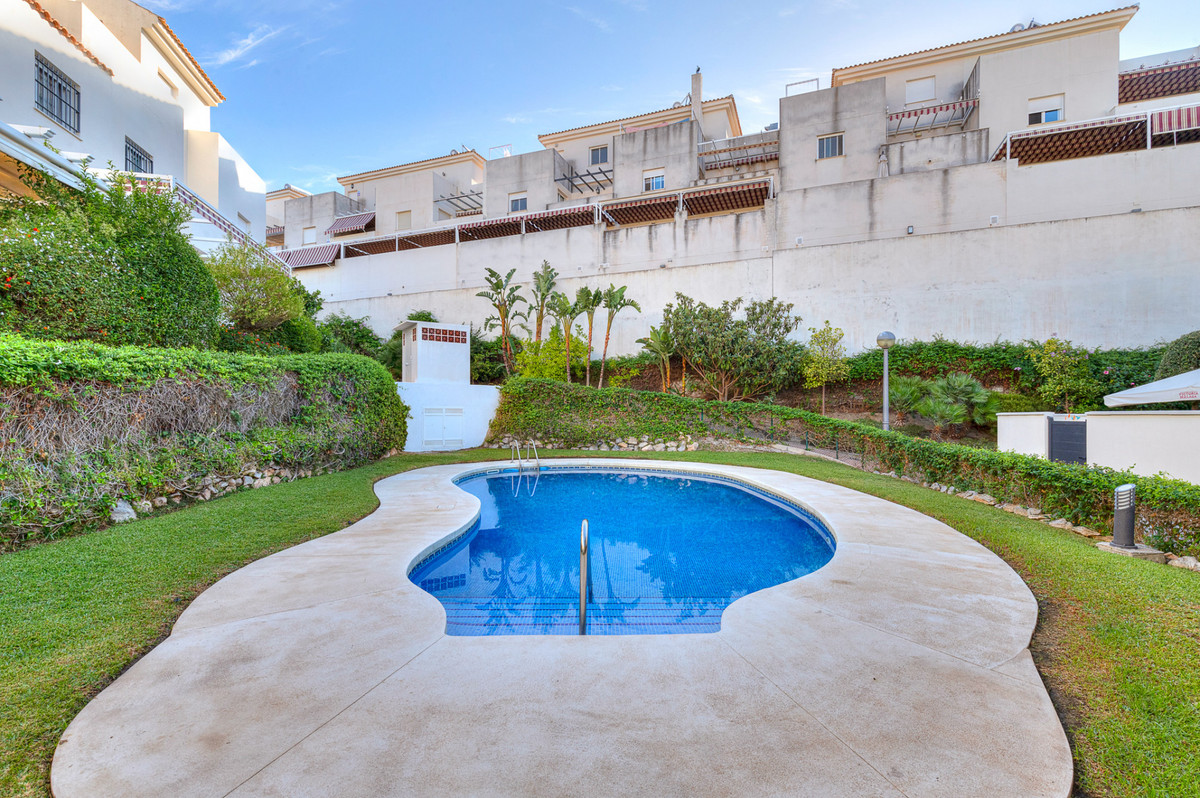Huis te koop in Estepona | 4 slaapkamers H4940854