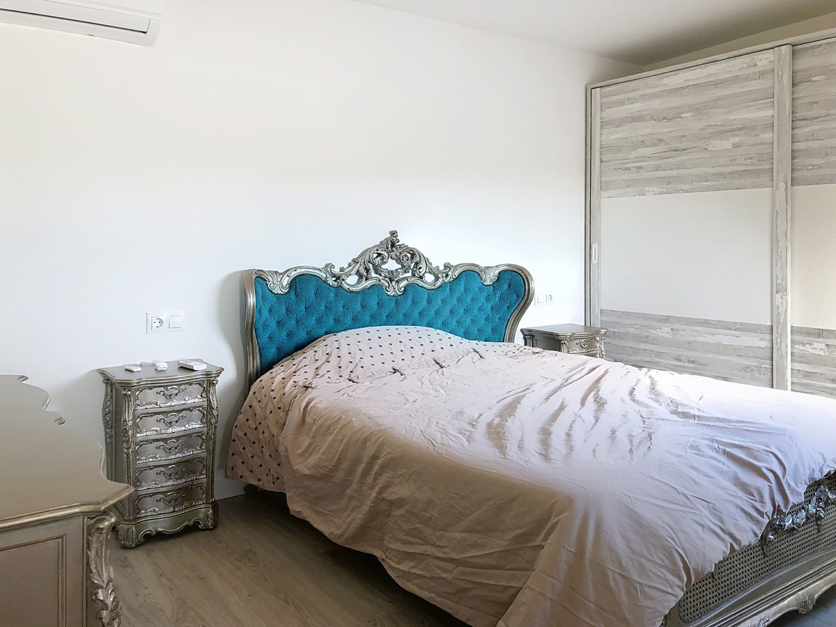 Huis te koop in Estepona | 6 slaapkamers H4964443