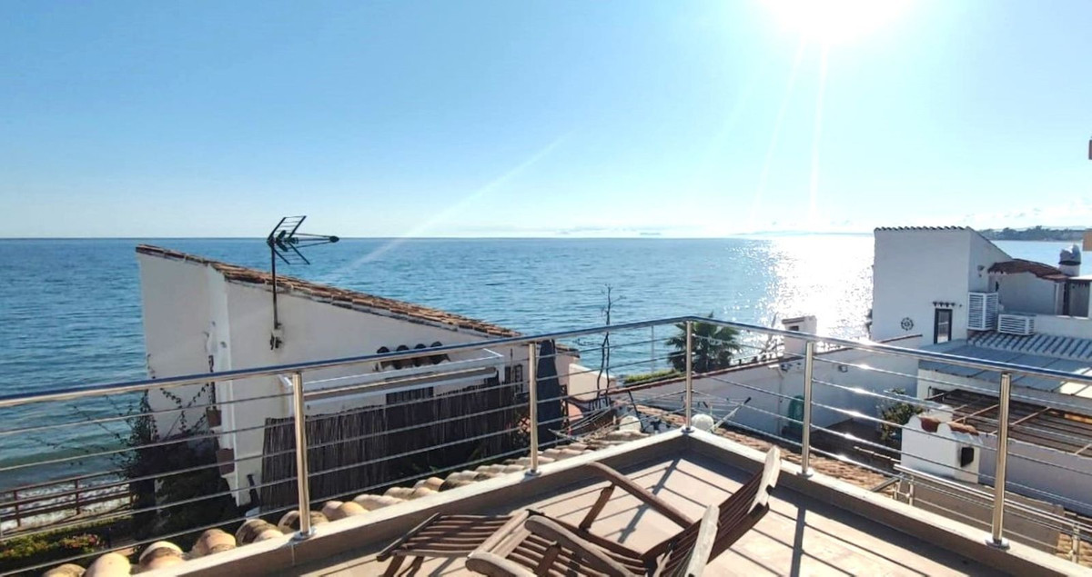 Huis te koop in Estepona | 3 slaapkamers H4966927