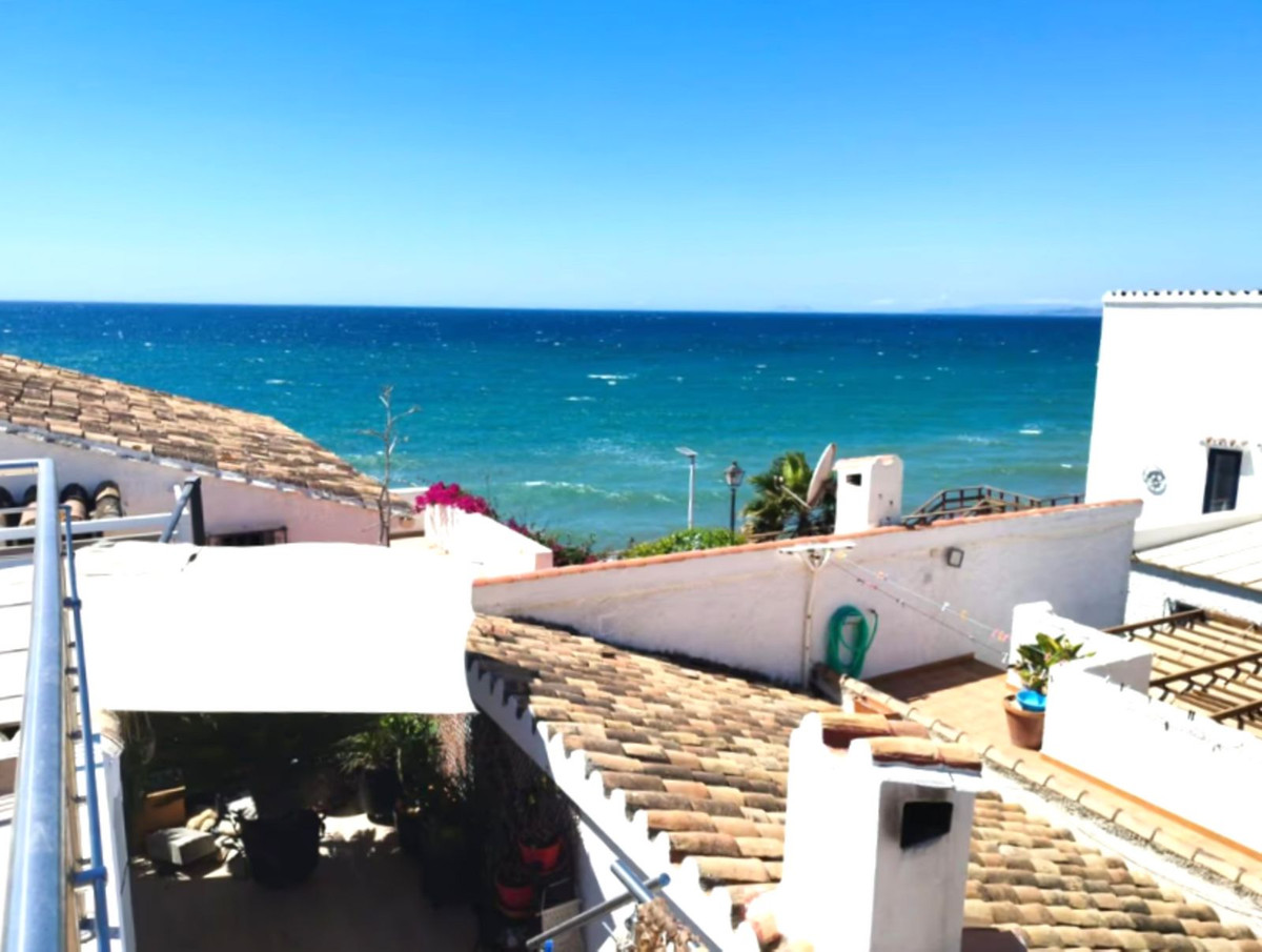 Huis te koop in Estepona | 3 slaapkamers H4966927