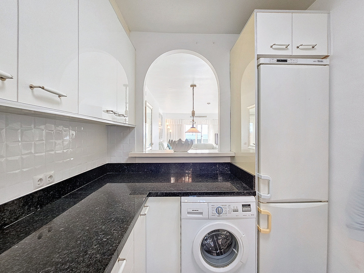 Huis te koop in Estepona | 5 slaapkamers H4986400