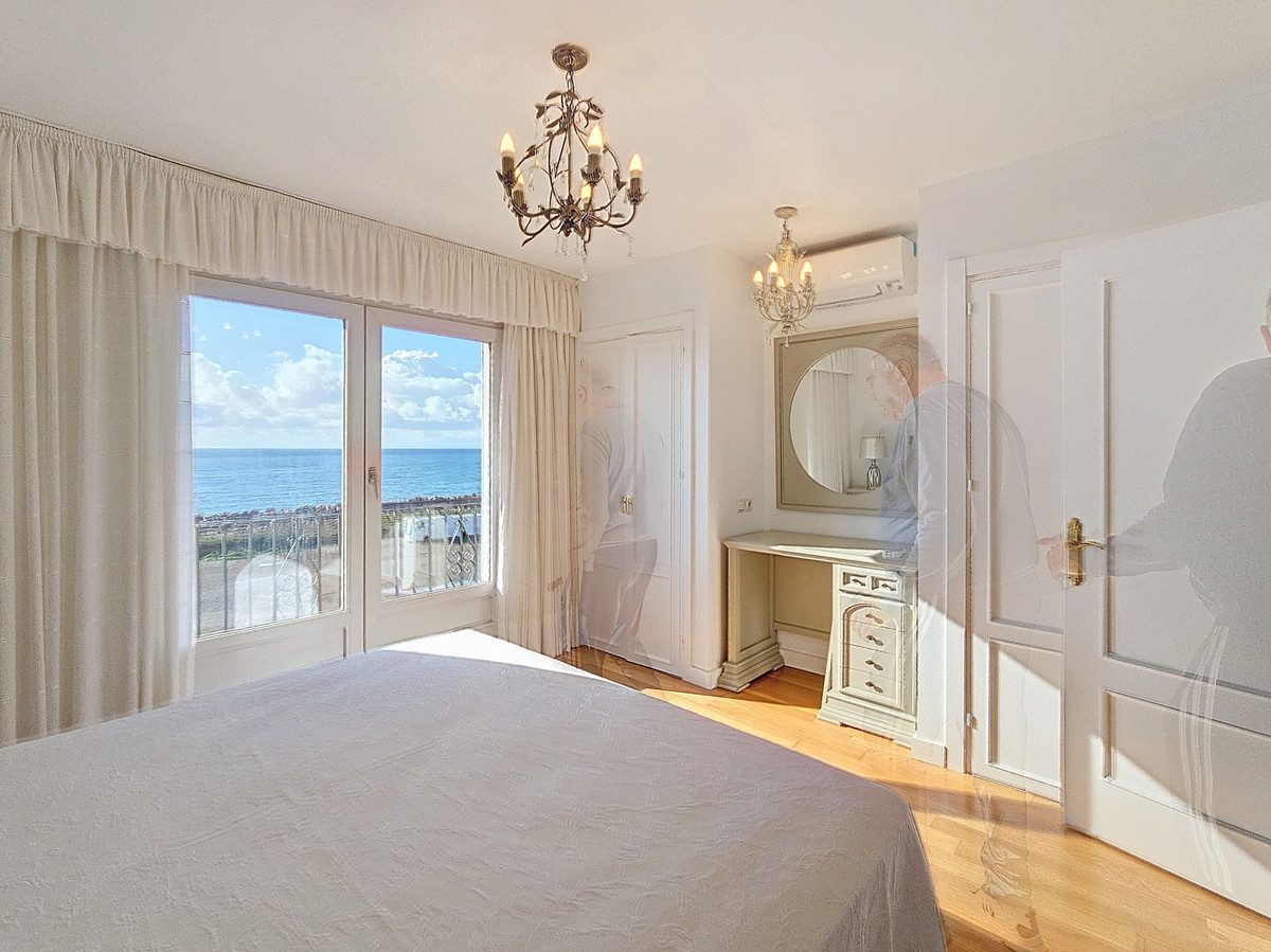 Huis te koop in Estepona | 5 slaapkamers H4986400