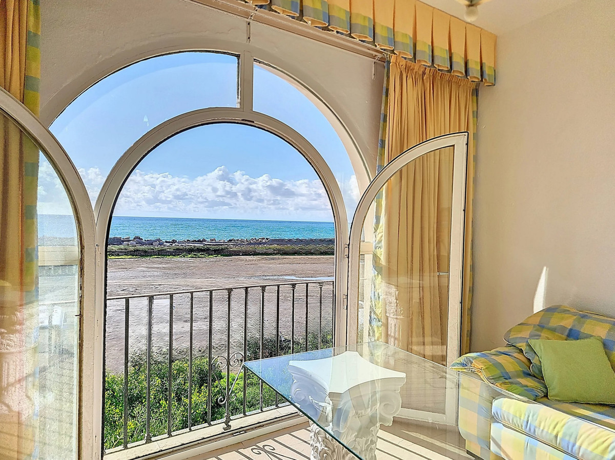 Huis te koop in Estepona | 5 slaapkamers H4986400