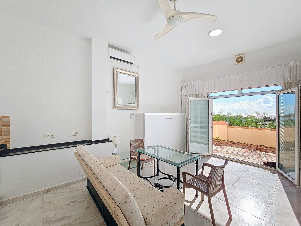 Huis te koop in Estepona | 5 slaapkamers H4986400