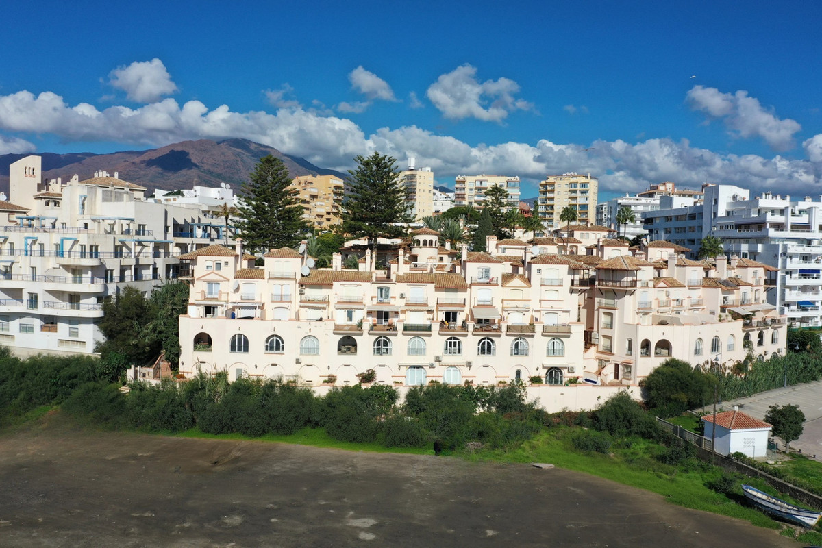 Huis te koop in Estepona | 5 slaapkamers H4986400
