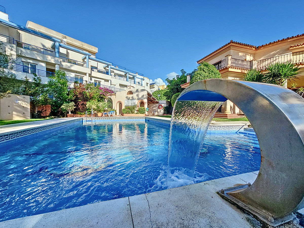 Huis te koop in Estepona | 5 slaapkamers H4986400