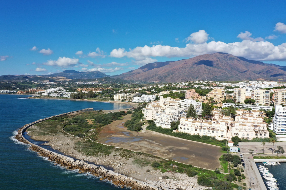 Huis te koop in Estepona | 5 slaapkamers H4986400