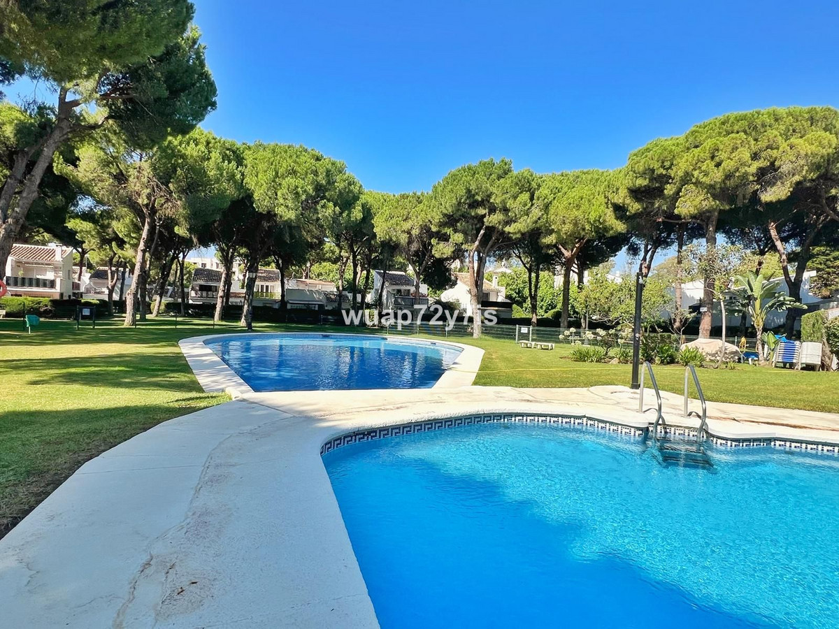 Huis te koop in Estepona | 2 slaapkamers H4992298
