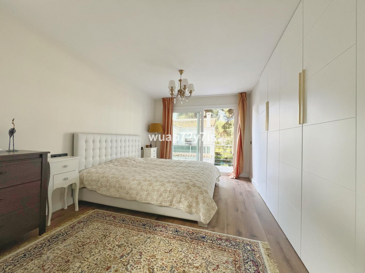Huis te koop in Estepona | 2 slaapkamers H4992298