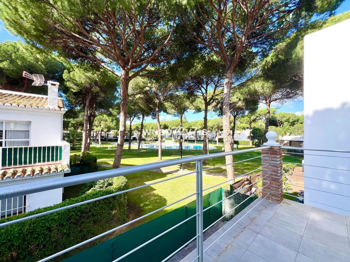 Huis te koop in Estepona | 2 slaapkamers H4992298