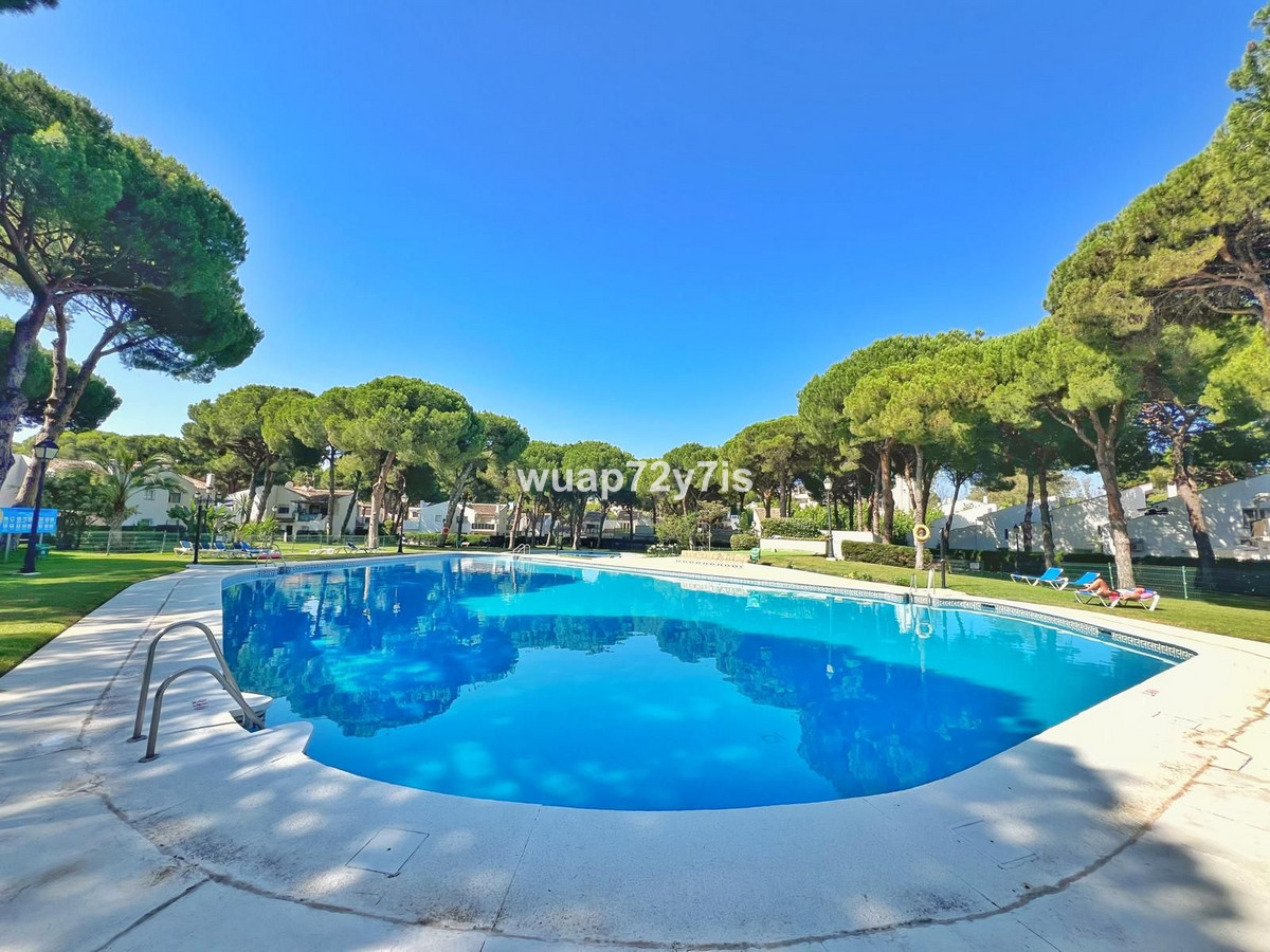 Huis te koop in Estepona | 2 slaapkamers H4992298