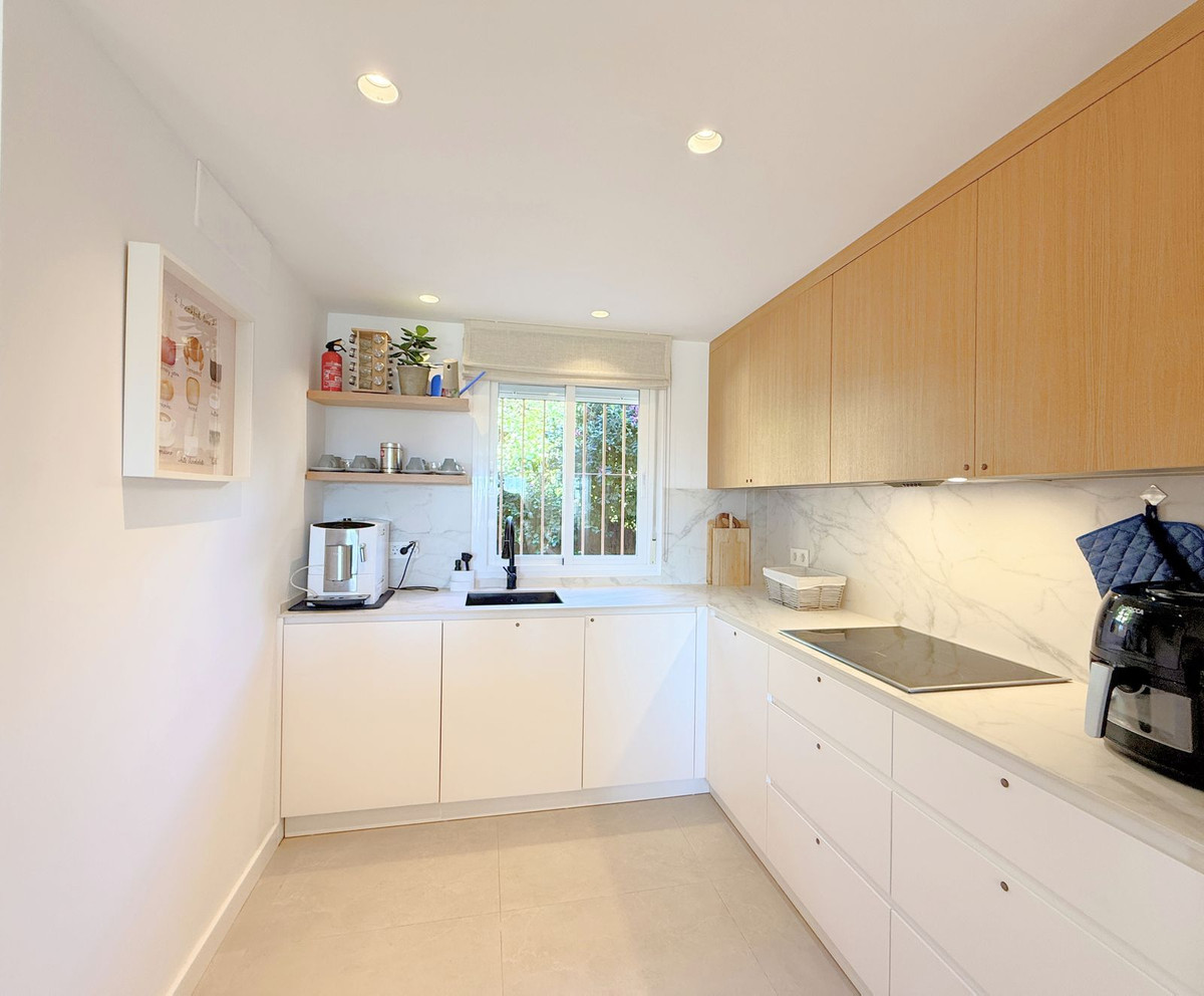 Huis te koop in Estepona | 3 slaapkamers H4994476