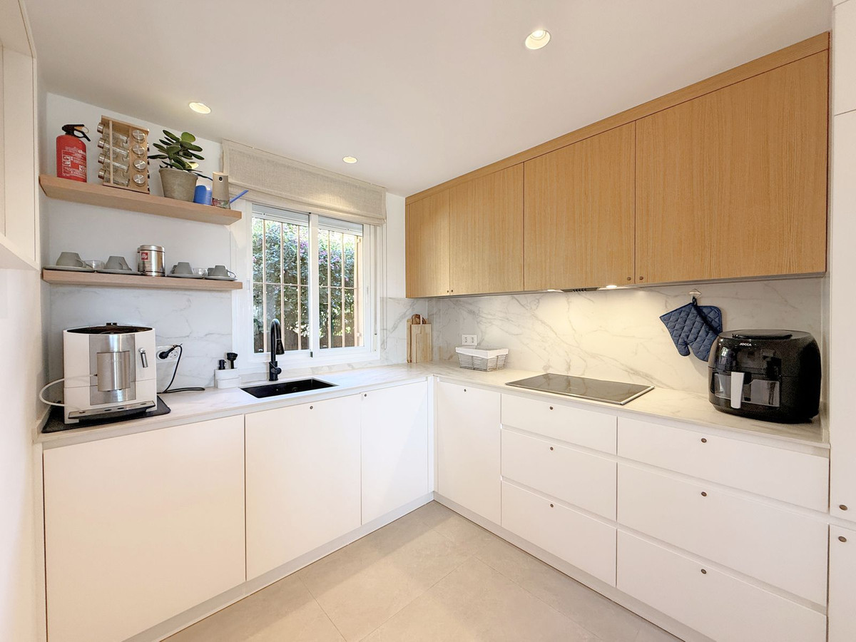 Huis te koop in Estepona | 3 slaapkamers H4994476