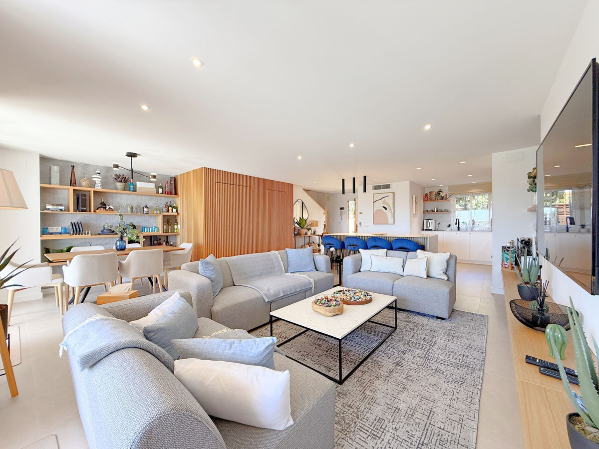 Huis te koop in Estepona | 3 slaapkamers H4994476