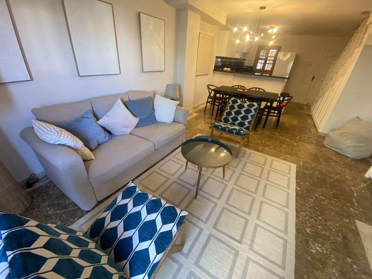 Huis te koop in Estepona | 2 slaapkamers H5018665
