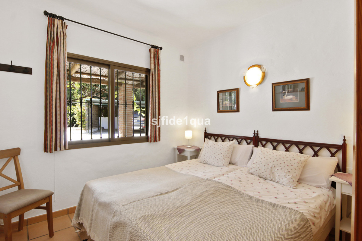 Huis te koop in Estepona | 4 slaapkamers H5042317