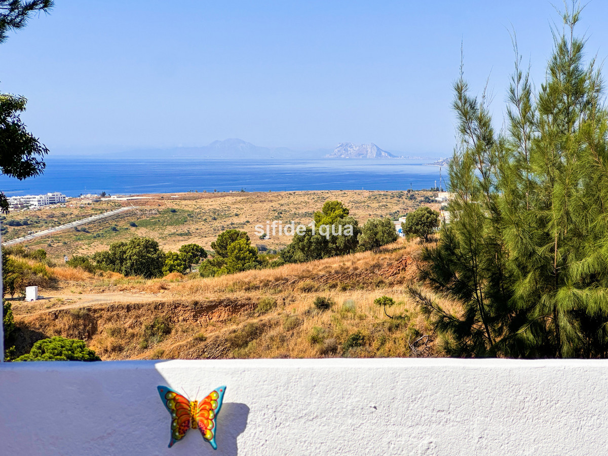 Huis te koop in Estepona | 4 slaapkamers H5042317