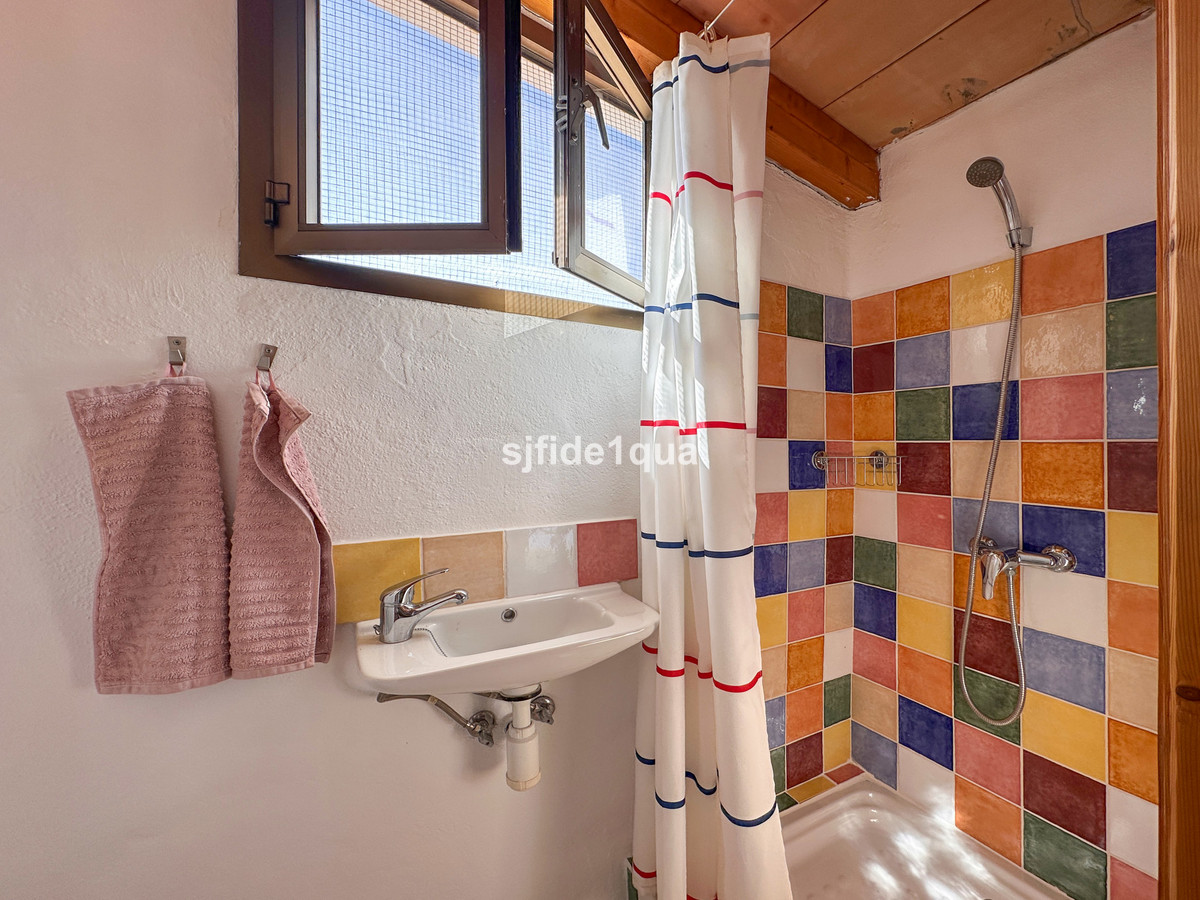Huis te koop in Estepona | 4 slaapkamers H5042317