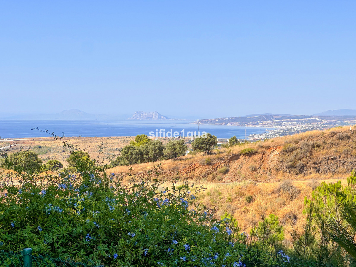 Huis te koop in Estepona | 4 slaapkamers H5042317