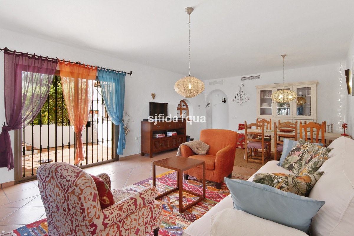 Huis te koop in Estepona | 4 slaapkamers H5042317