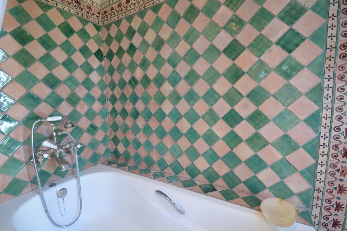 Finca - Cortijo te koop in Estepona | 7 slaapkamers H5053213