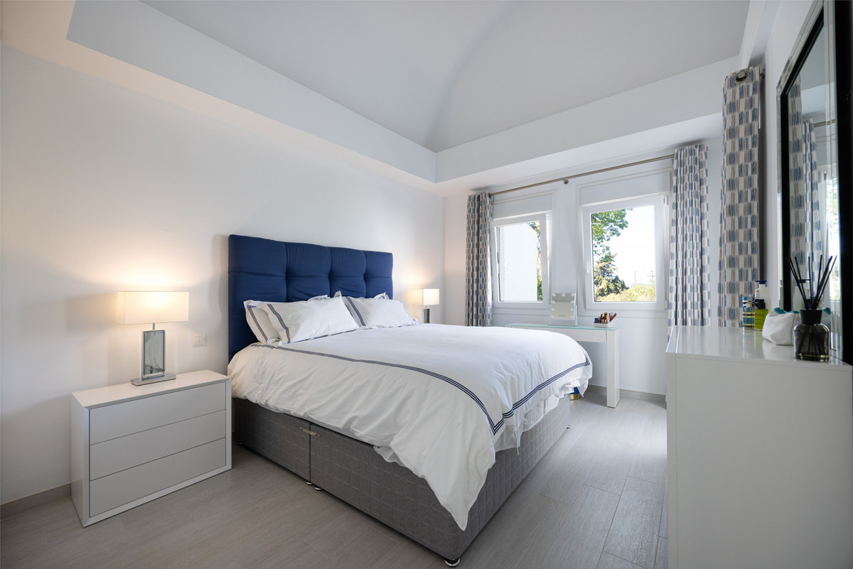 Huis te koop in Estepona | 3 slaapkamers H5055076