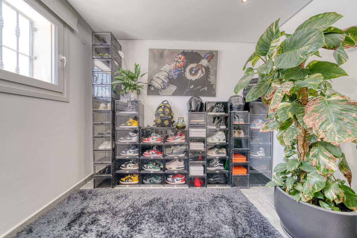 Huis te koop in Estepona | 5 slaapkamers H5055628