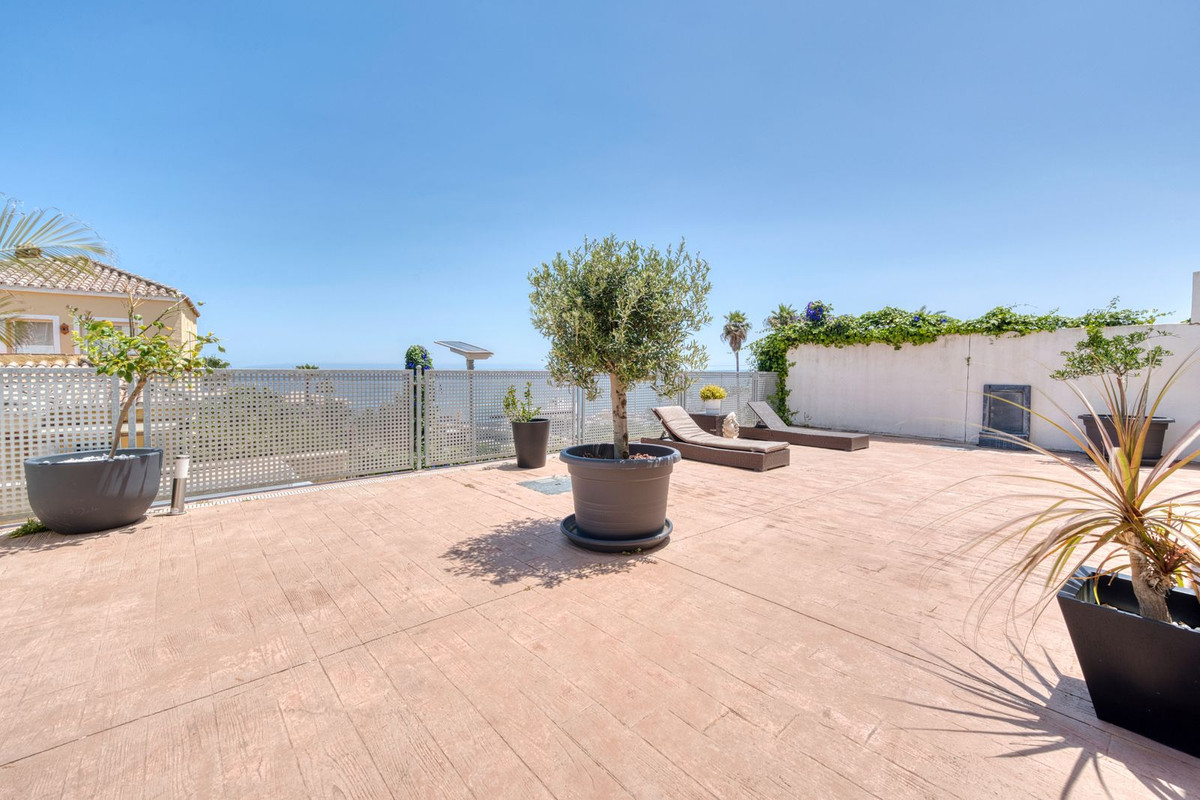 Huis te koop in Estepona | 5 slaapkamers H5055628