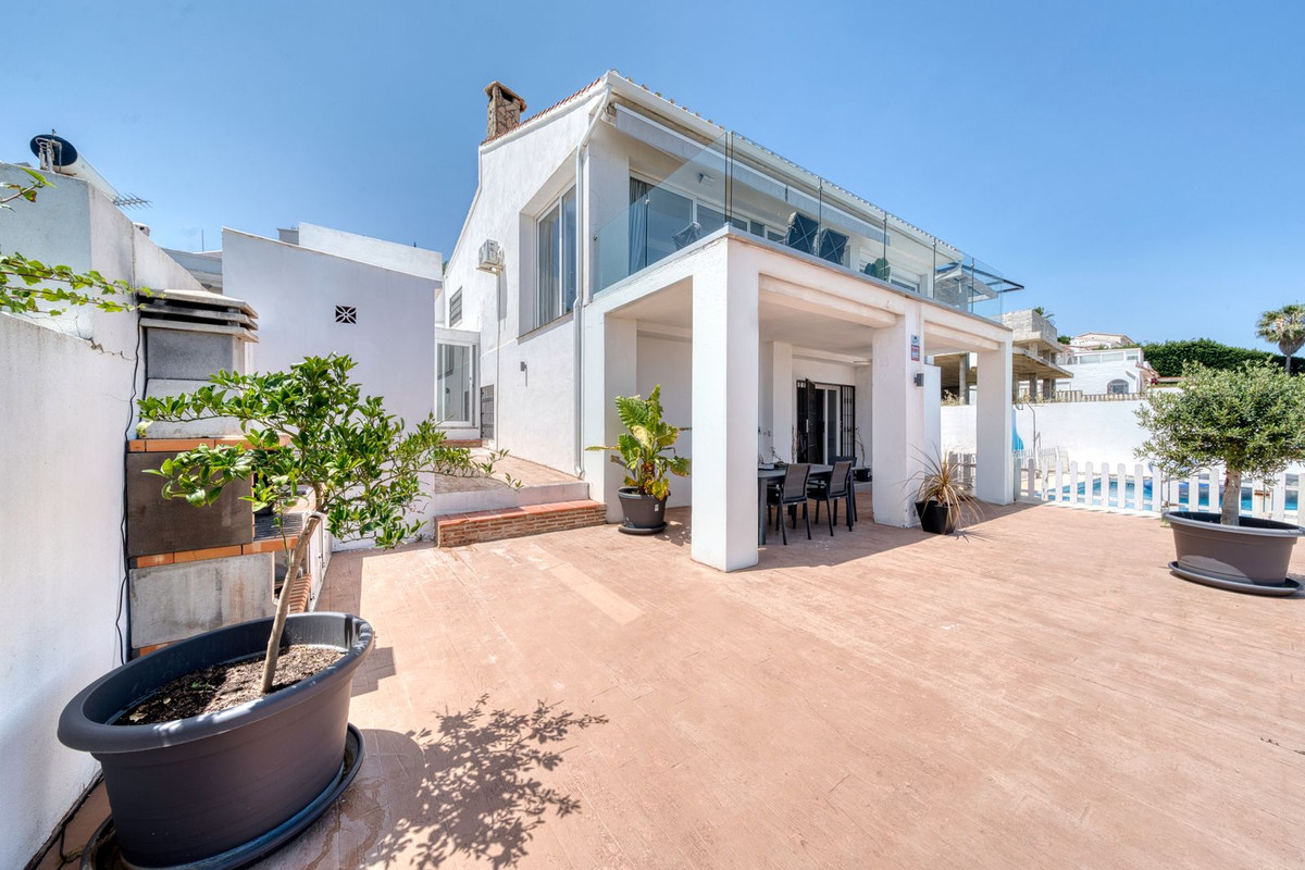 Huis te koop in Estepona | 5 slaapkamers H5055628