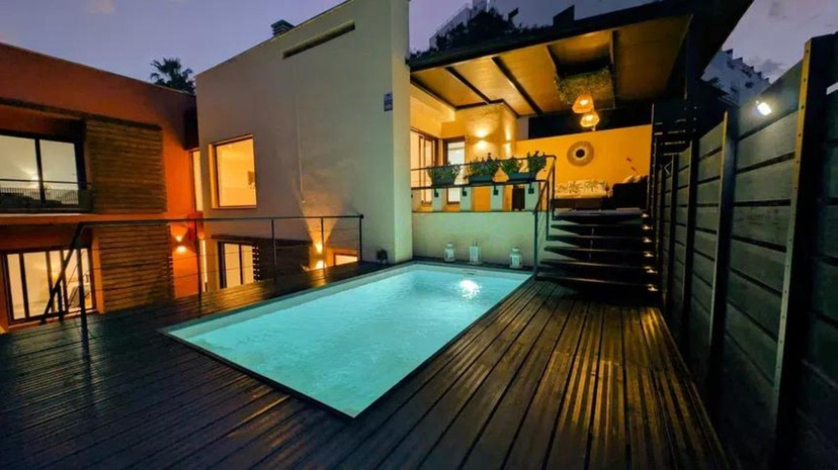 Huis te koop in Estepona | 4 slaapkamers H5057785