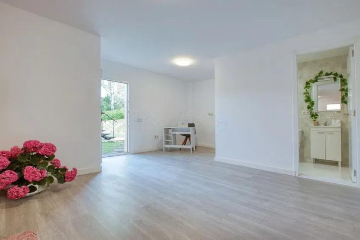 Huis te koop in Estepona | 4 slaapkamers H5057785
