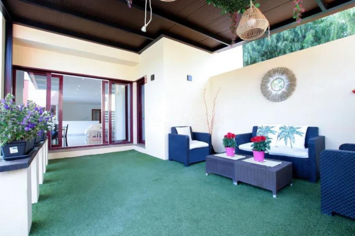 Huis te koop in Estepona | 4 slaapkamers H5057785