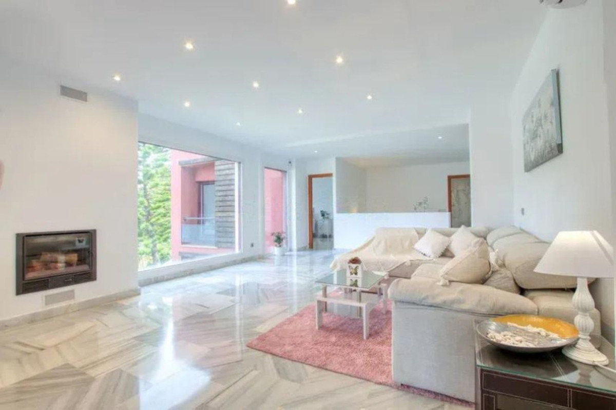 Huis te koop in Estepona | 4 slaapkamers H5057785