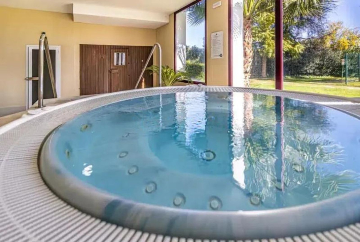 Huis te koop in Estepona | 4 slaapkamers H5057785
