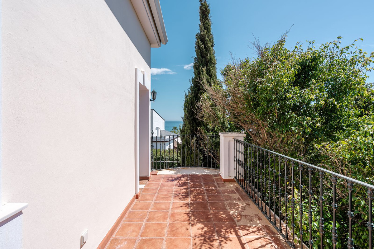 Huis te koop in Estepona | 5 slaapkamers H5058712