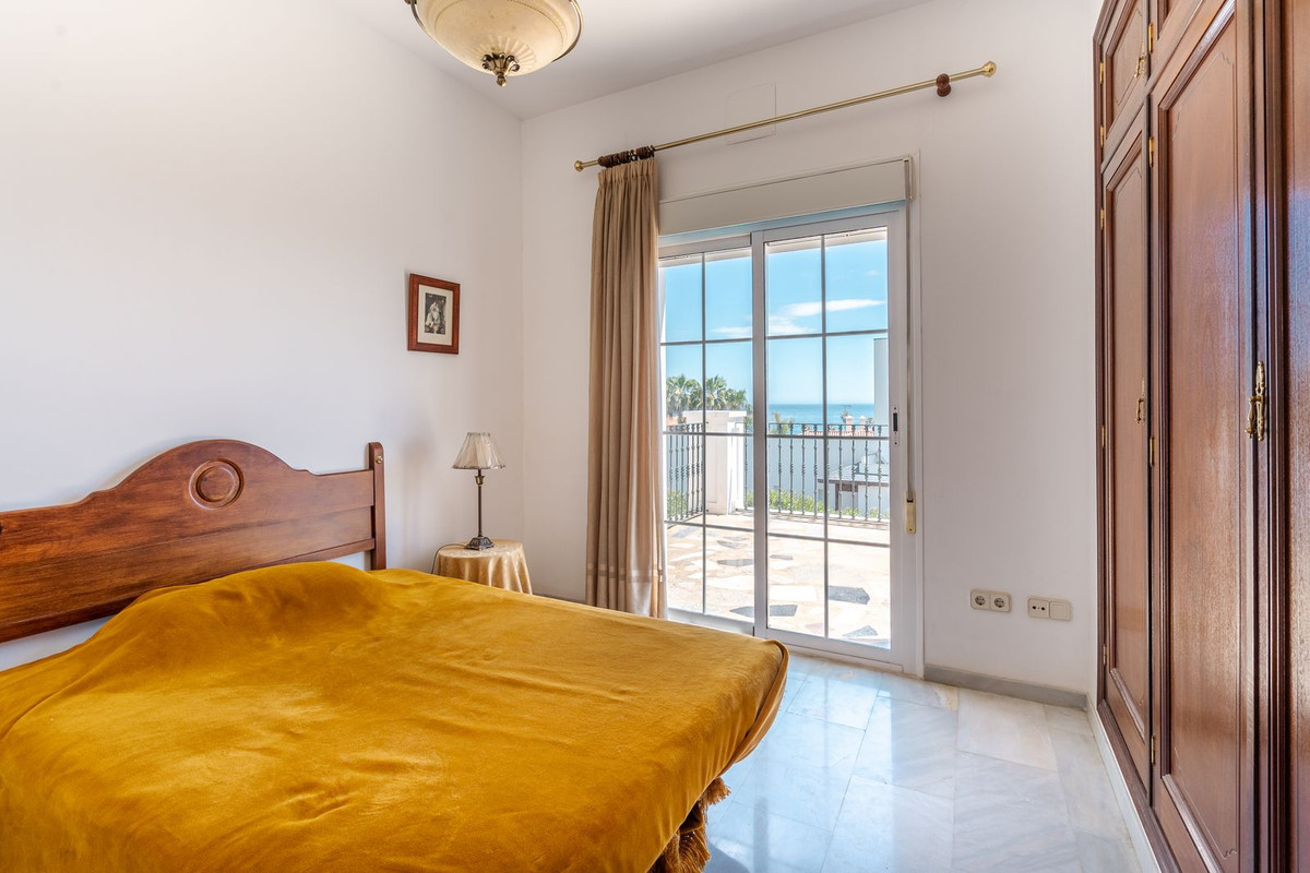 Huis te koop in Estepona | 5 slaapkamers H5058712