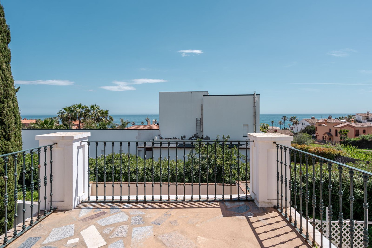 Huis te koop in Estepona | 5 slaapkamers H5058712